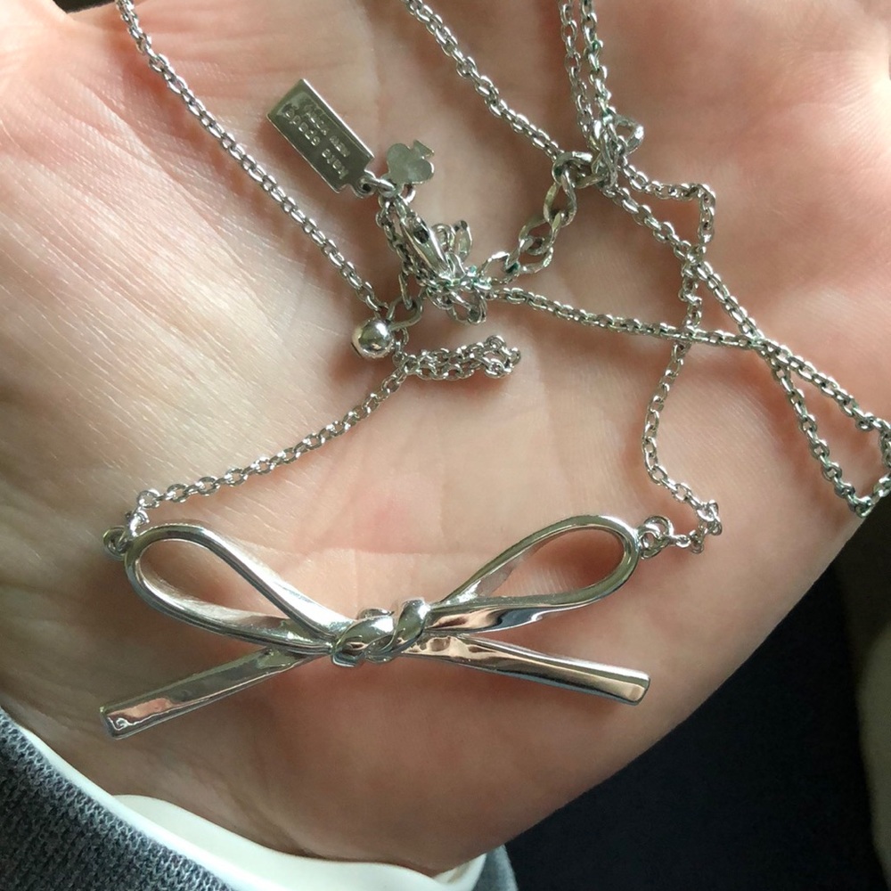 Kate Spade Bow necklace